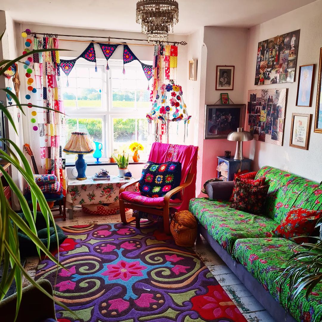 A Quirky Color Pop