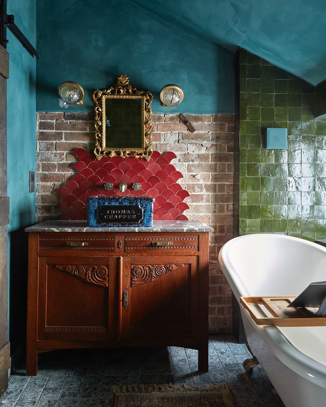 Bathroom Decluttering