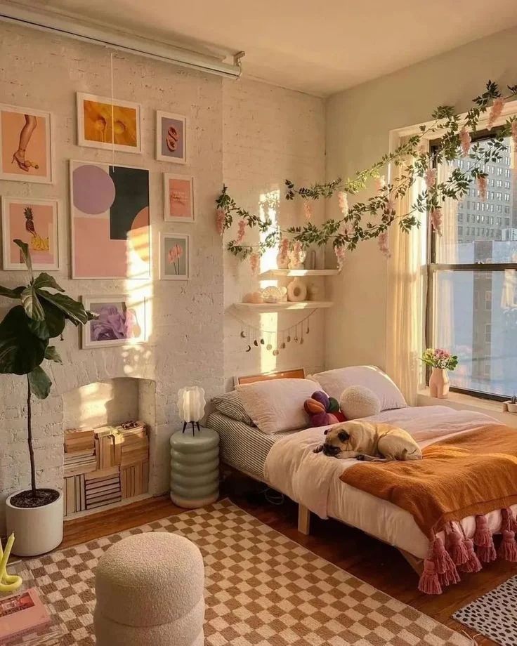 Gallery Wall In Your Bedroom