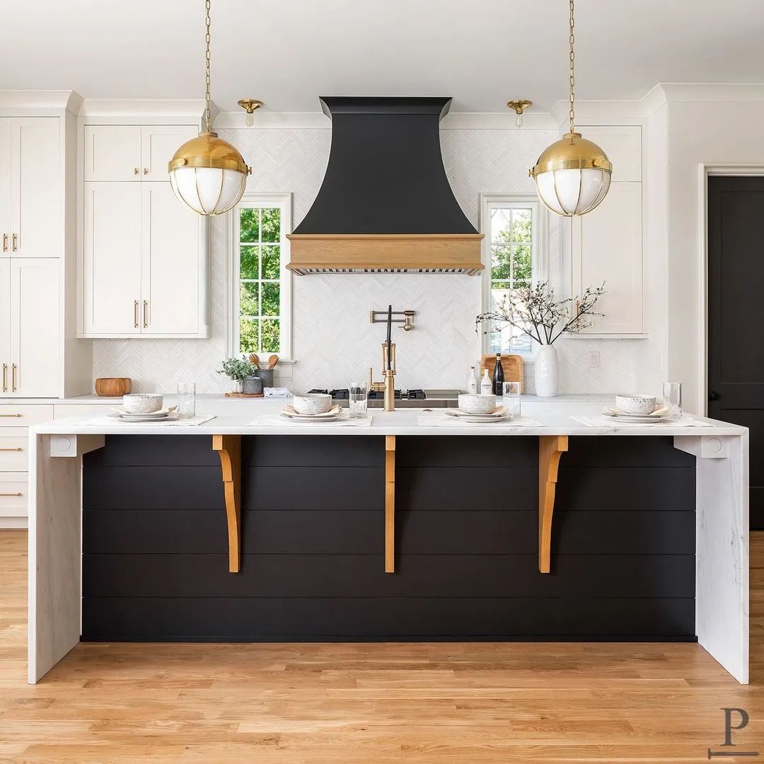 Bold Black and Gold Statement
