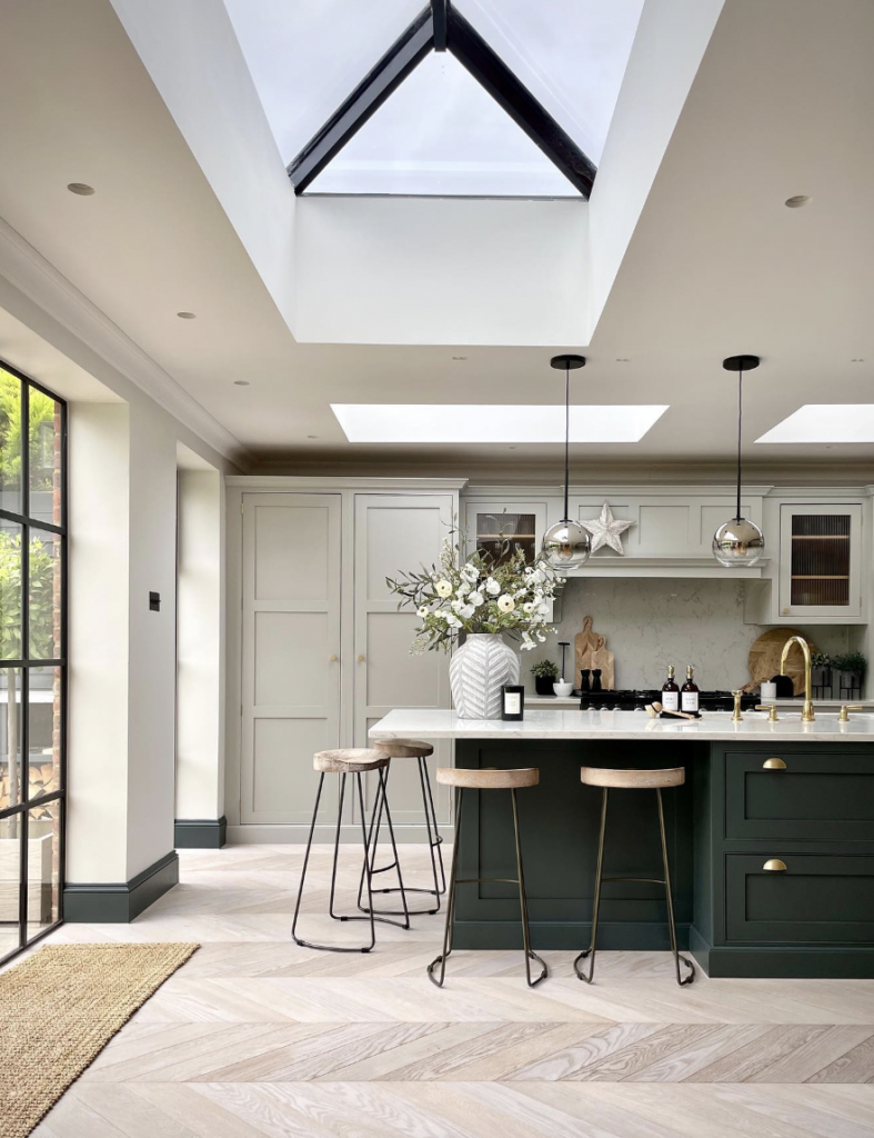 Black and Silver Task Lights