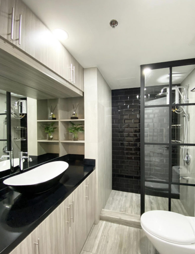 Black Countertop in a Small Bathroom