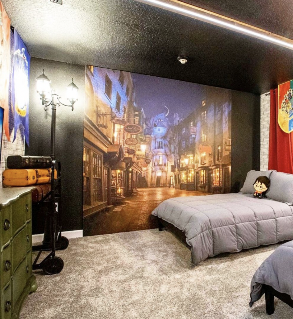 Black Harry Potter Accent Wall