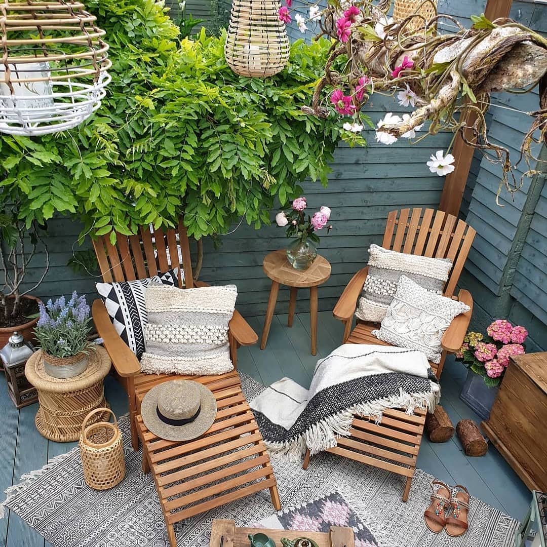 Greenery-Enveloped Hideaway