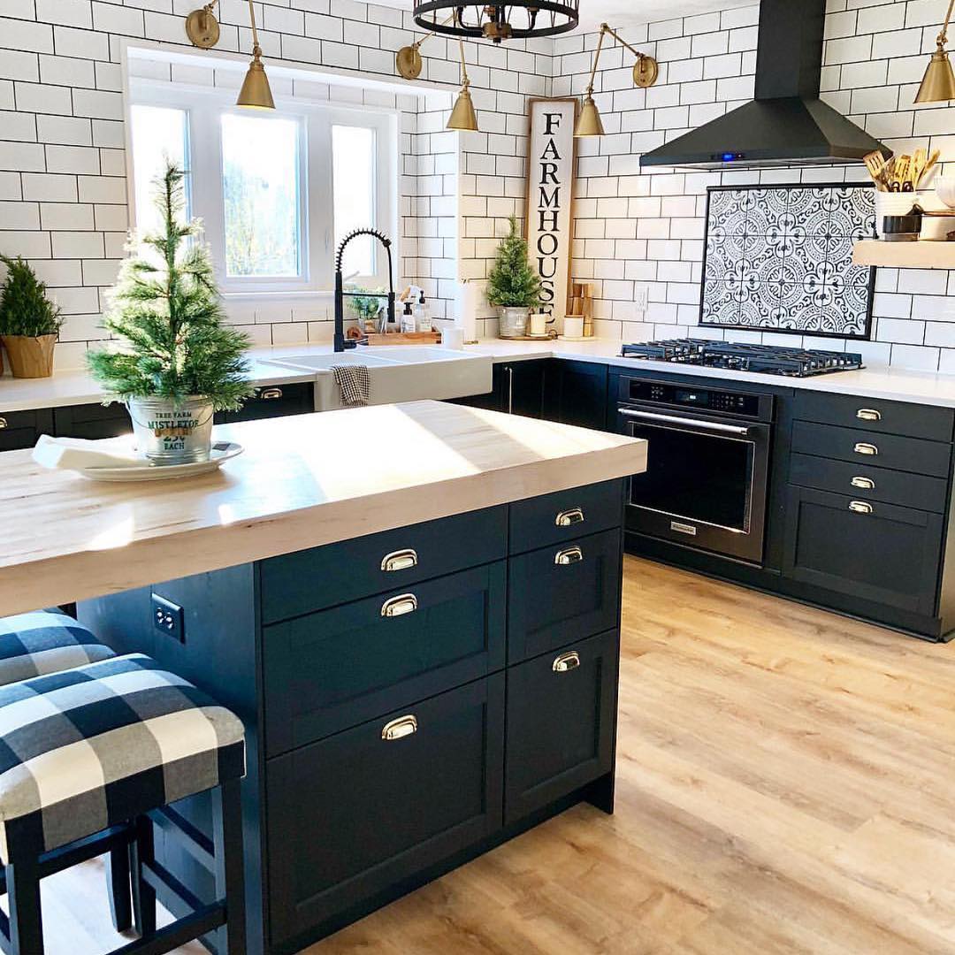 Bold Farmhouse Kitchen