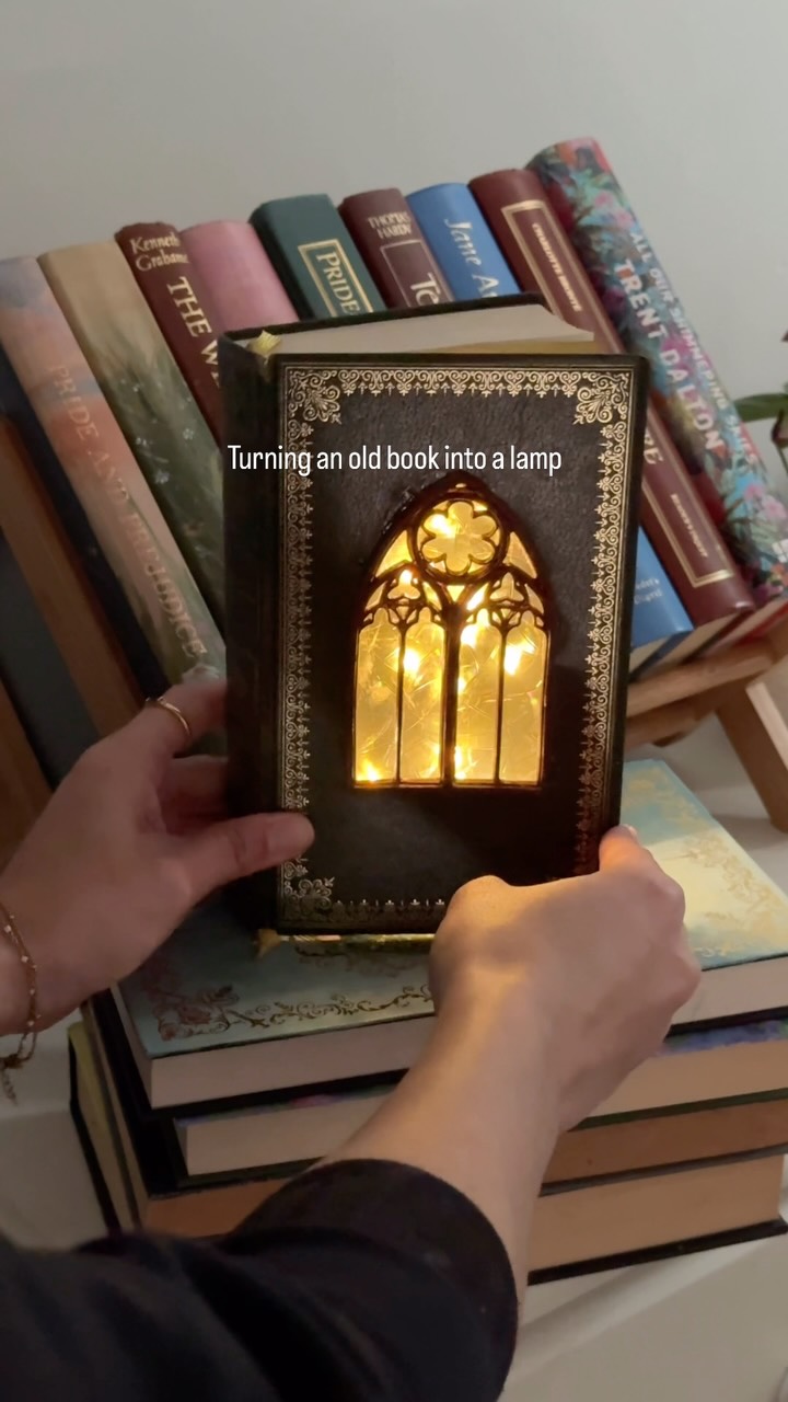 Book Lamp