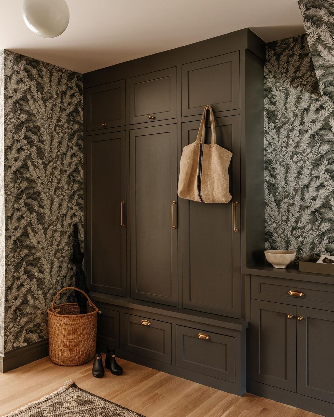 Botanical Wallpaper and Charcoal Cabinetry
