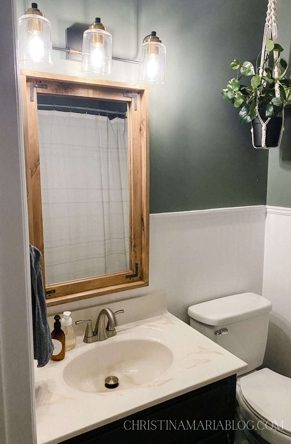 Budget-Friendly Beadboard Bathroom Makeover