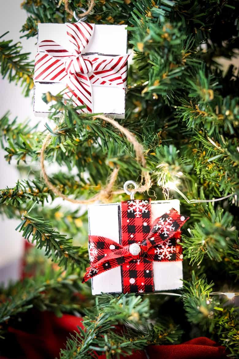 Christmas Gift Box Ornament