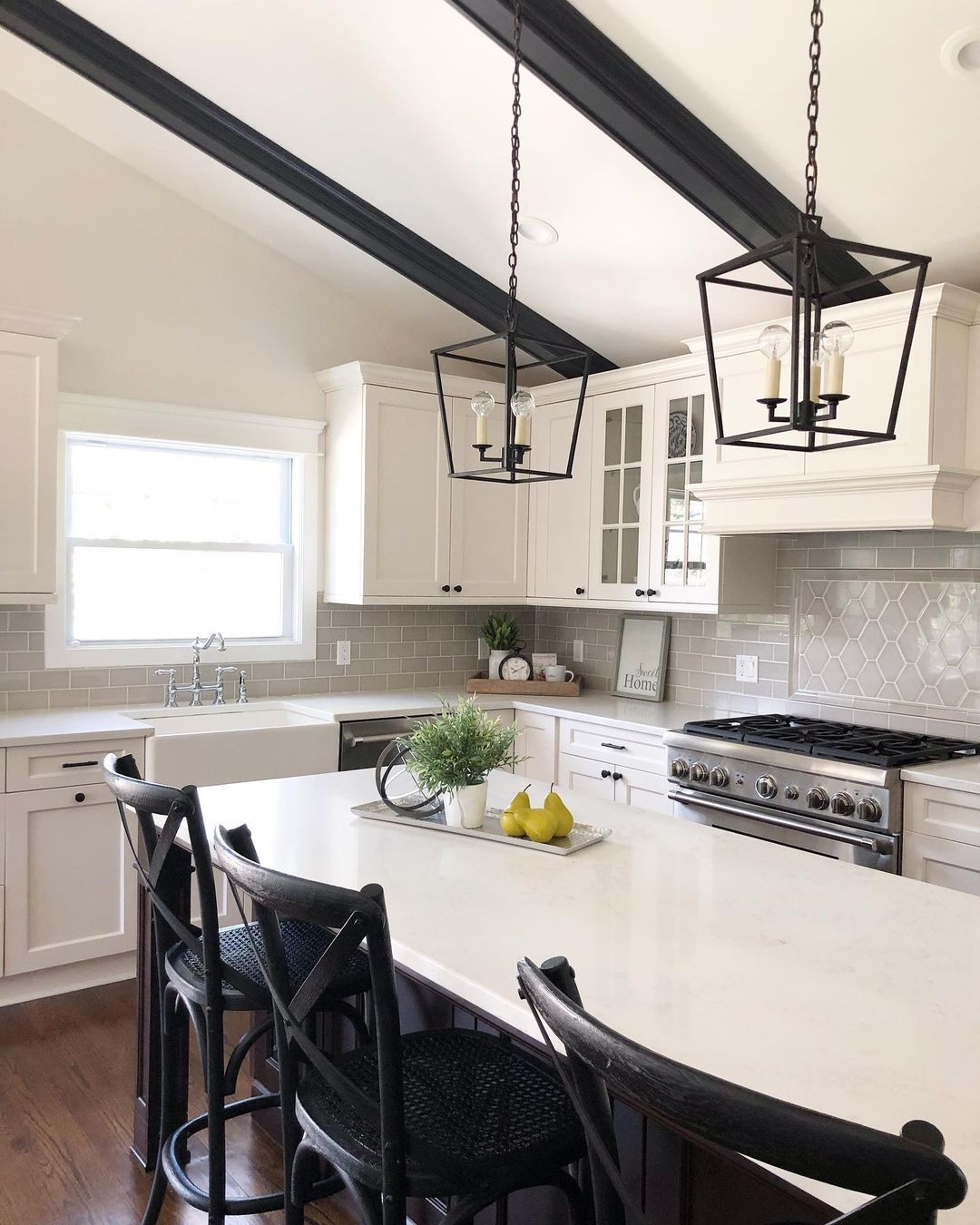 Classic Modern Kitchen Contrast