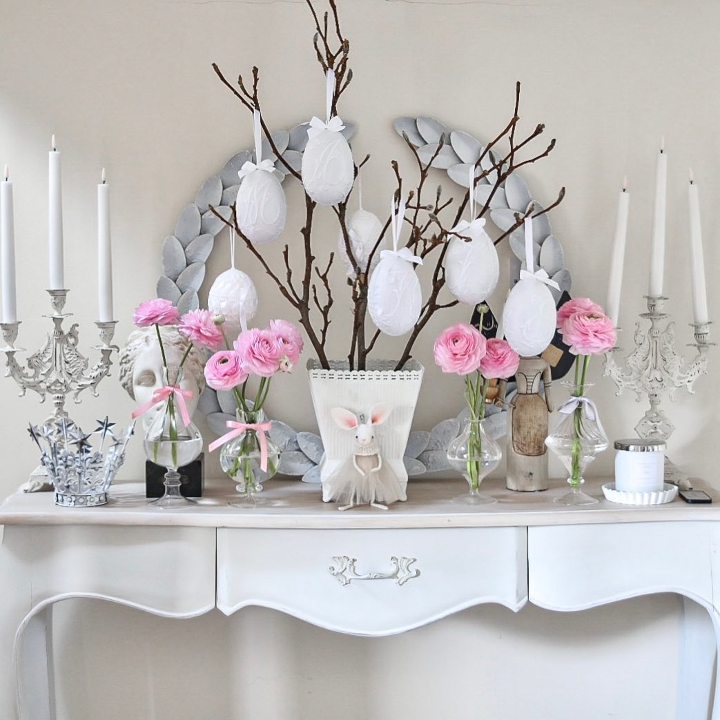 Classic Spring Mantel Display