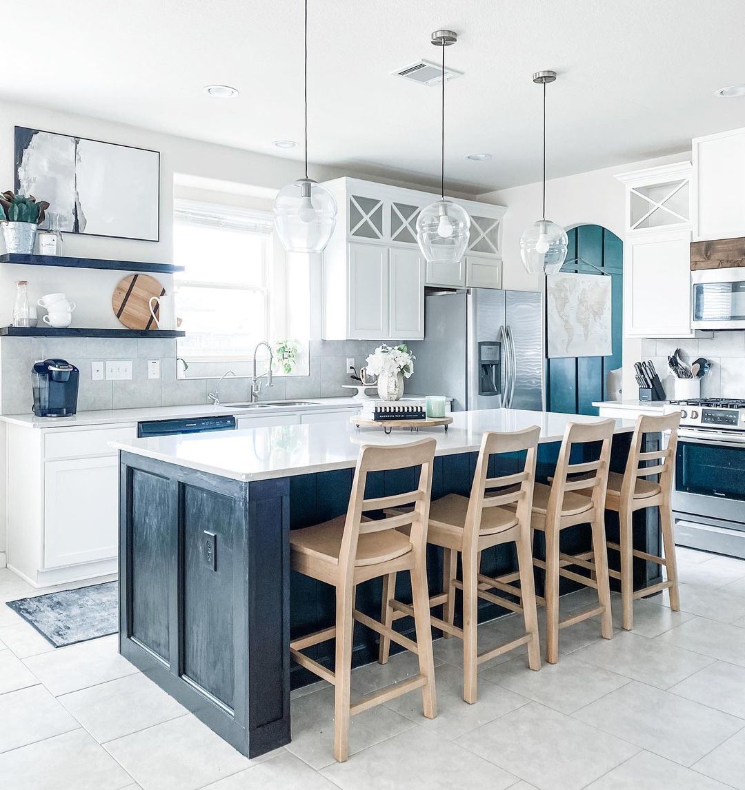 Coastal Contrast Home Decor