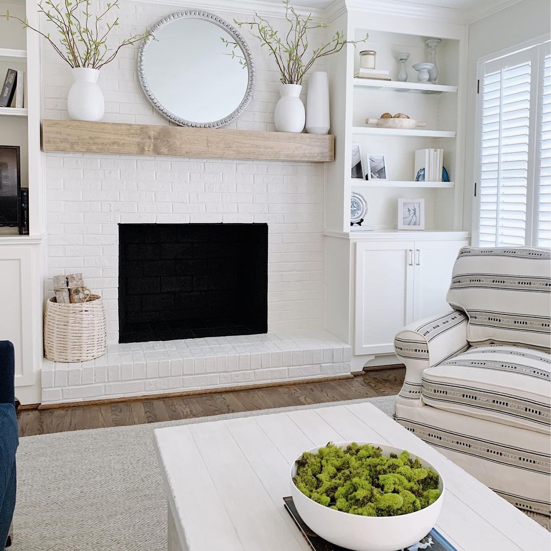 Keep It Simple with Clean Coastal Lines