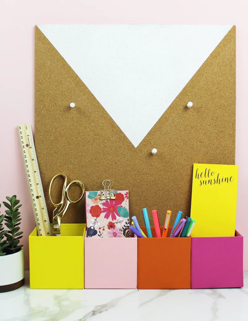 Colorful DIY Organizer for the Desk