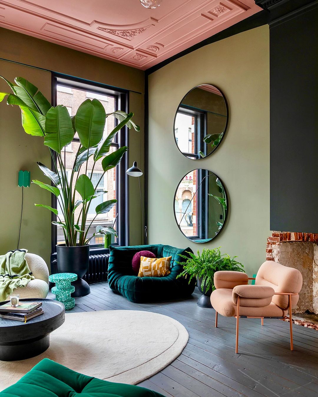 Contemporary Curved Furniture