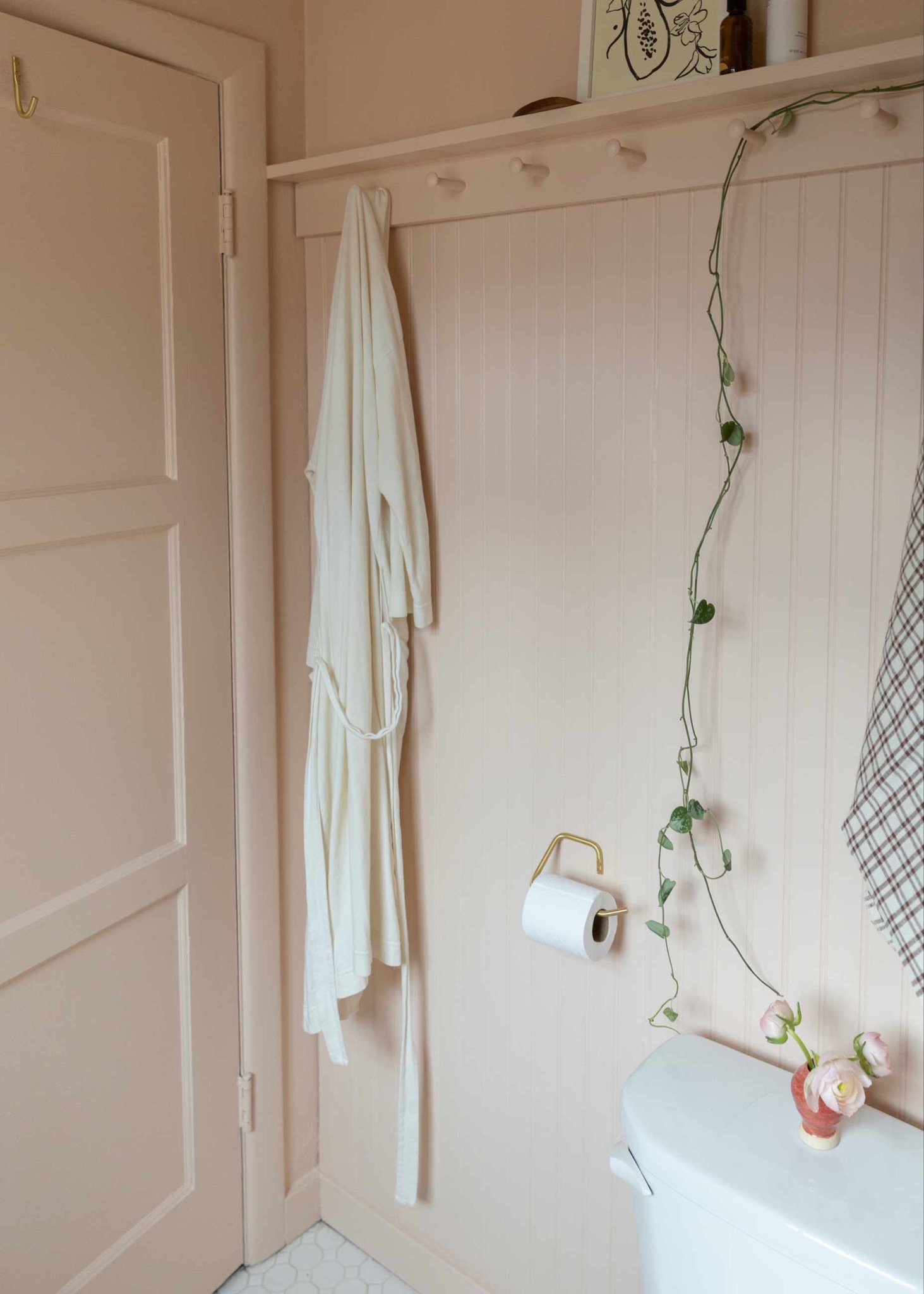 Cozy Bathroom Beadboard Wall DIY in 3 Steps