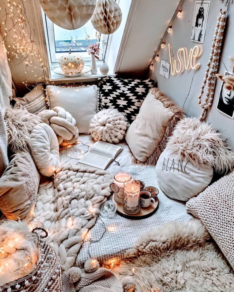 Cozy Boho Bedroom Reading Nook