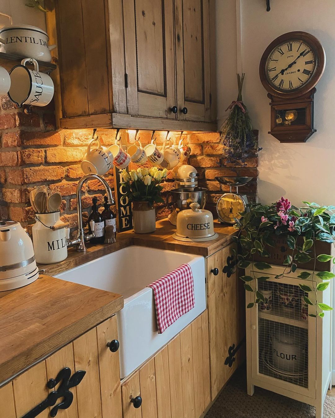 Cozy Kitchen Corner