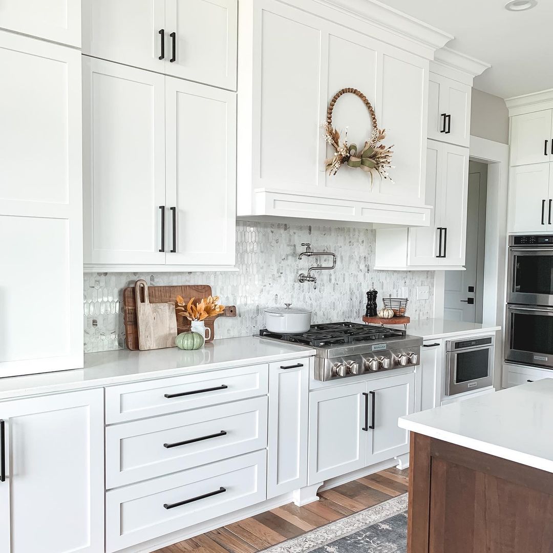 Crisp White Elegance with Subtle Accents