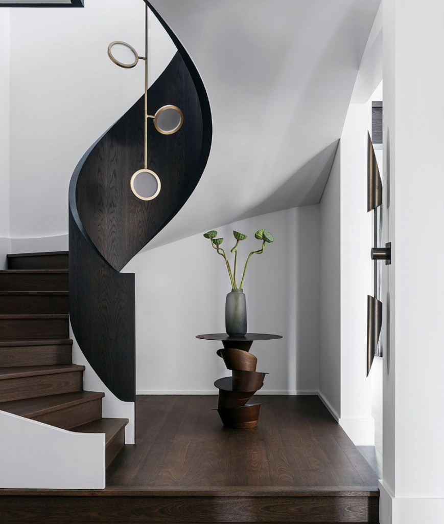 Curved Modern Freestanding Staircase