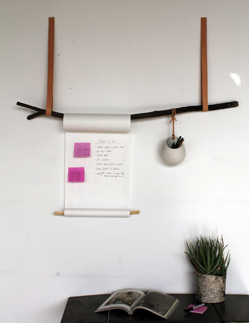 Desk organizer for hanging