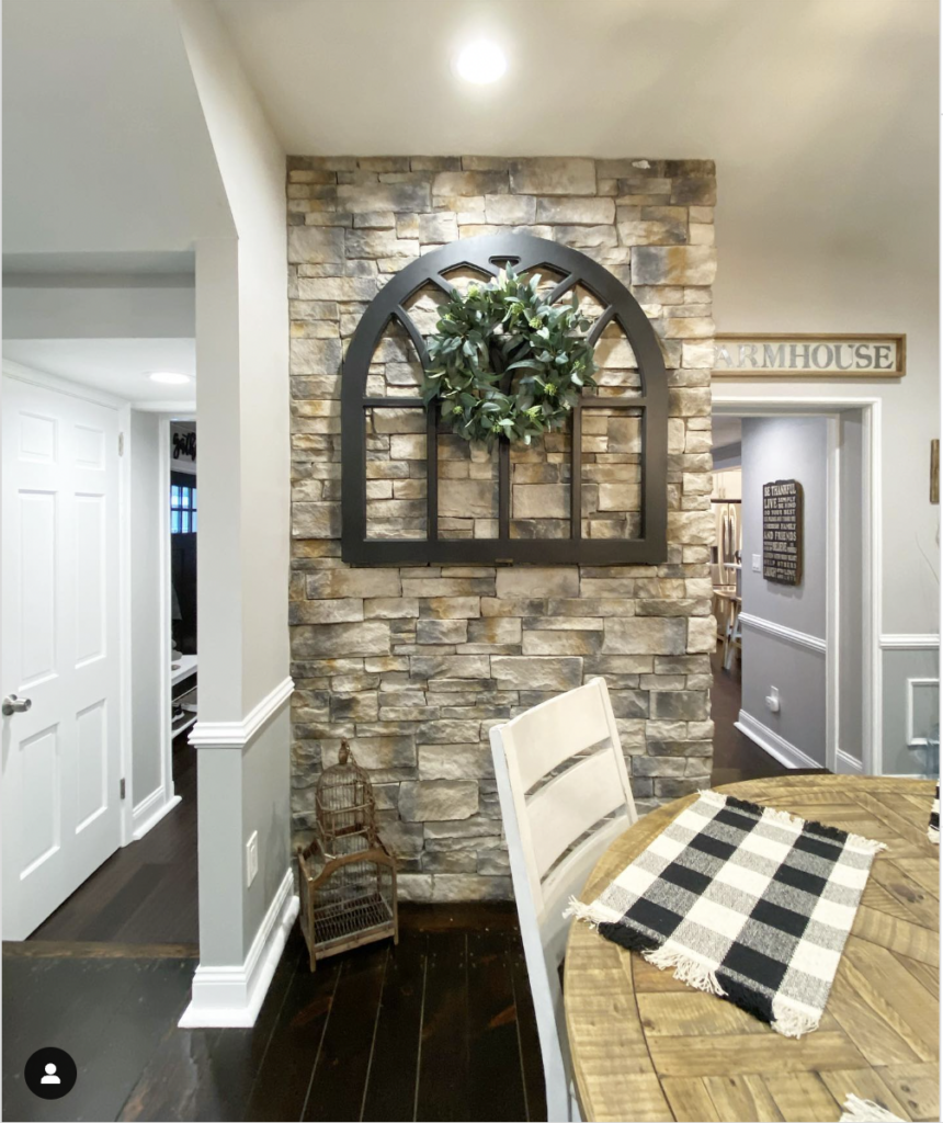 Dining Room Accent Wall in Stacked Stone DIY