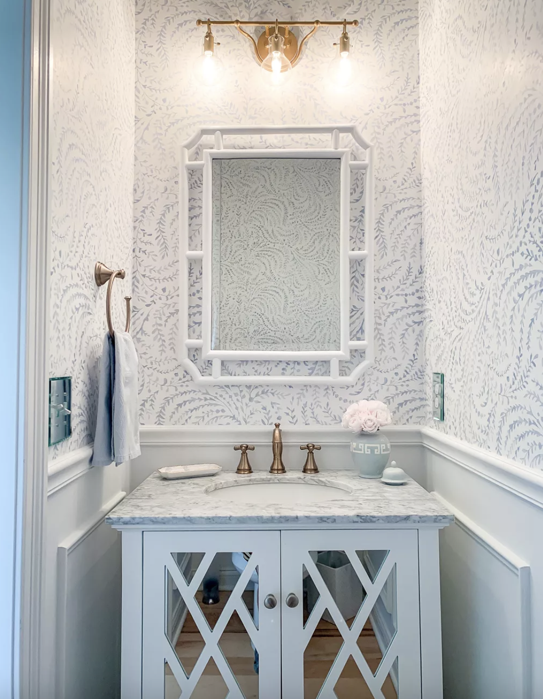 DIY Wall Wainscoting for a Small Vanity