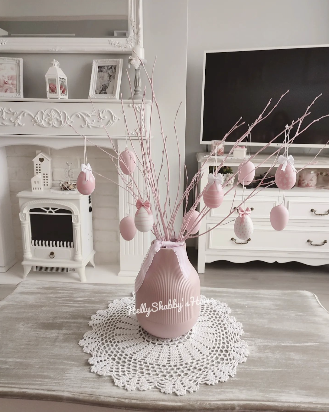 Easter Living Room with Shabby Chic Decor