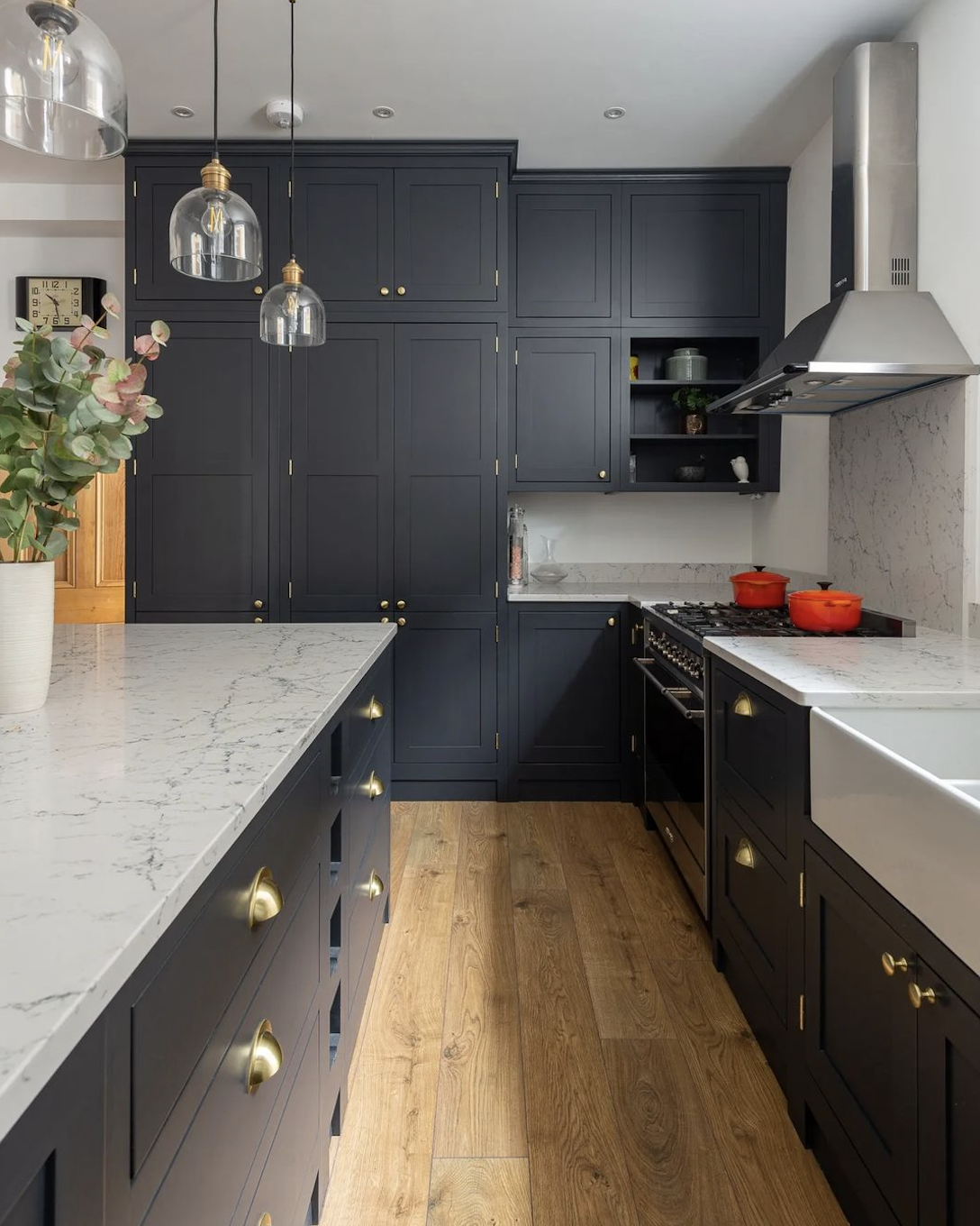 Elegant Monochrome Kitchen