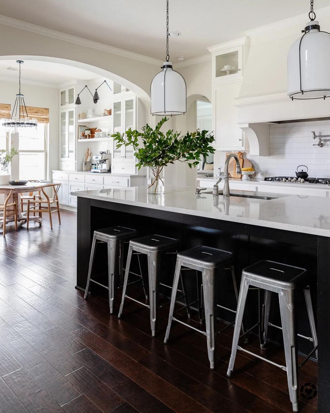 Elegant Transitional Style