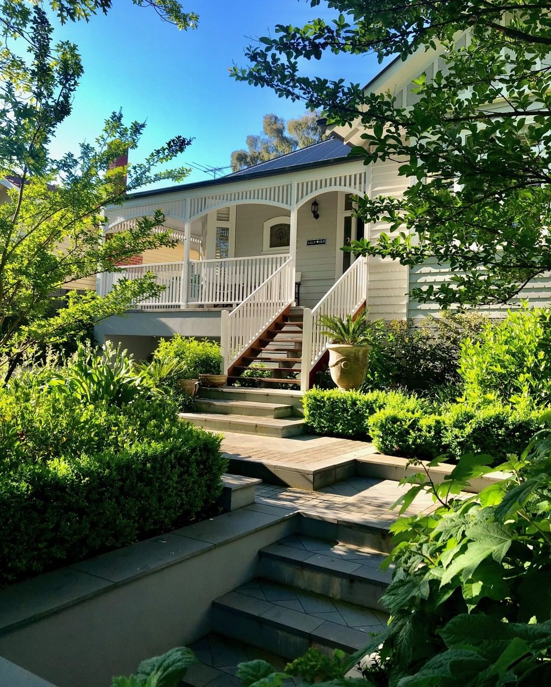 Floating Wood Entrance Steps