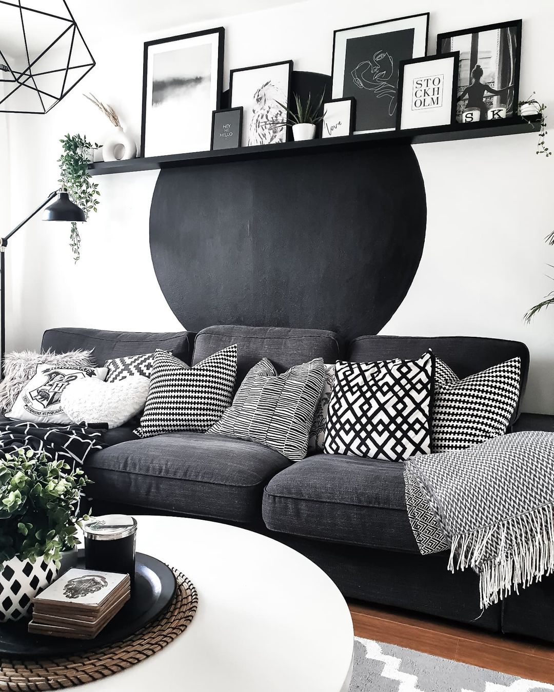 Graphic Pattern Monochrome Living Room
