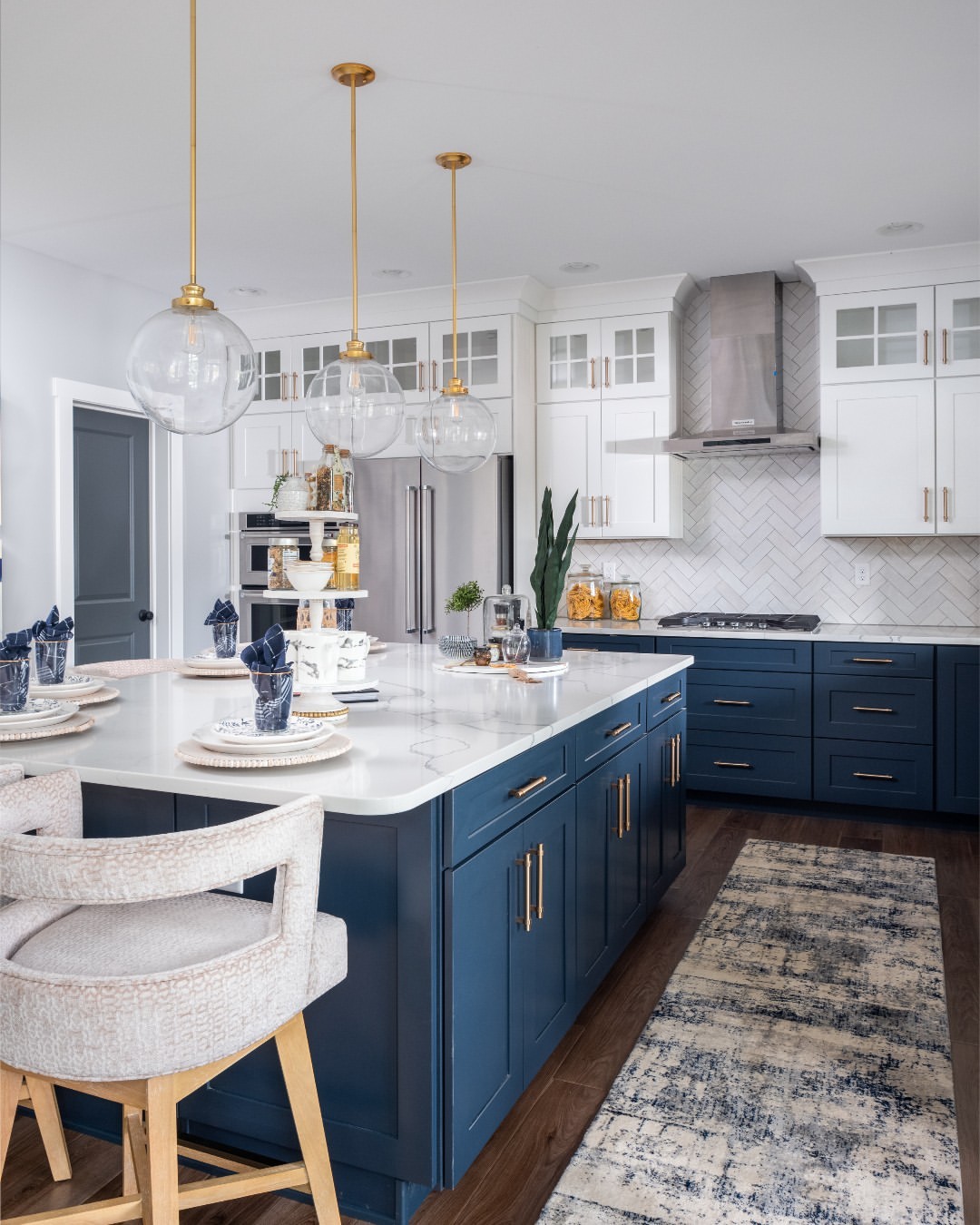 Glamorous Gathering Space