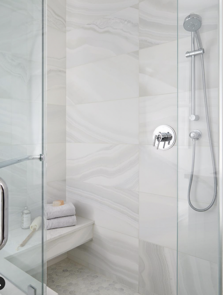 Small Shower With L-Shaped Corner Bench