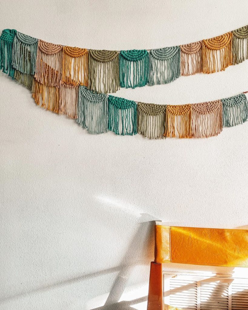 Macrame wall garland with multiple colors and tassels