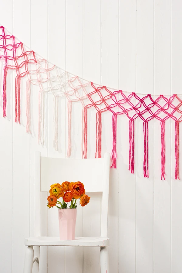 Beginner Macrame Wall Hanging With Craft Supplies