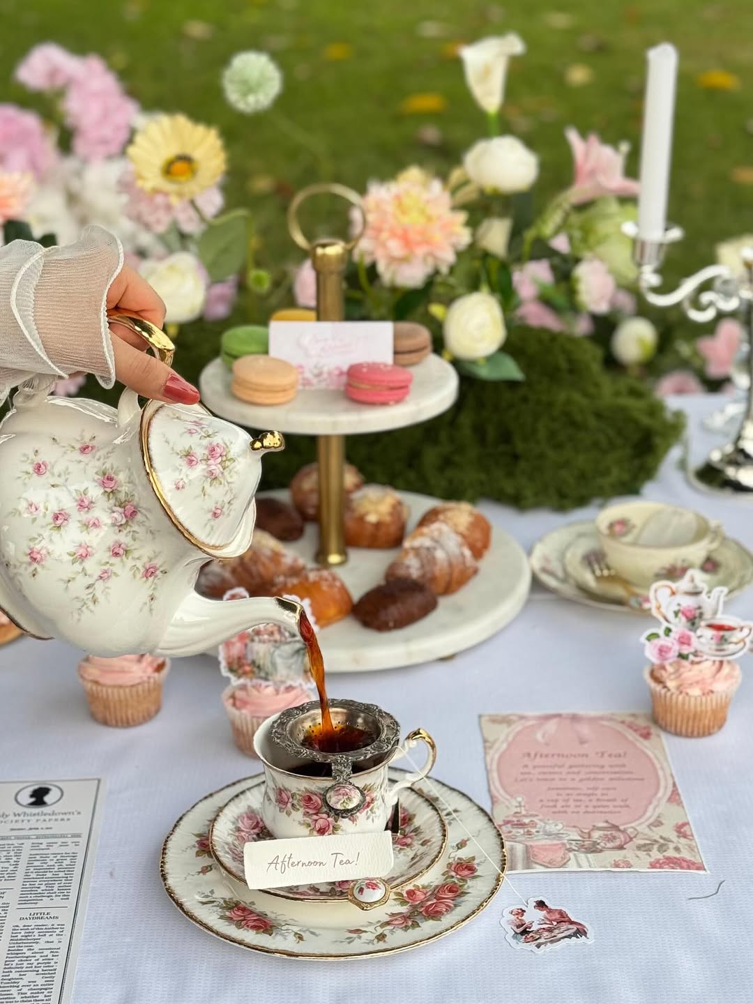 Main Event Tea Pouring