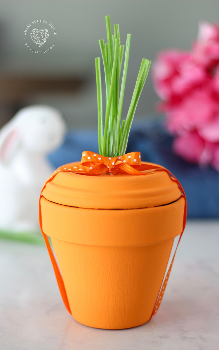 Mini Terracotta Carrot