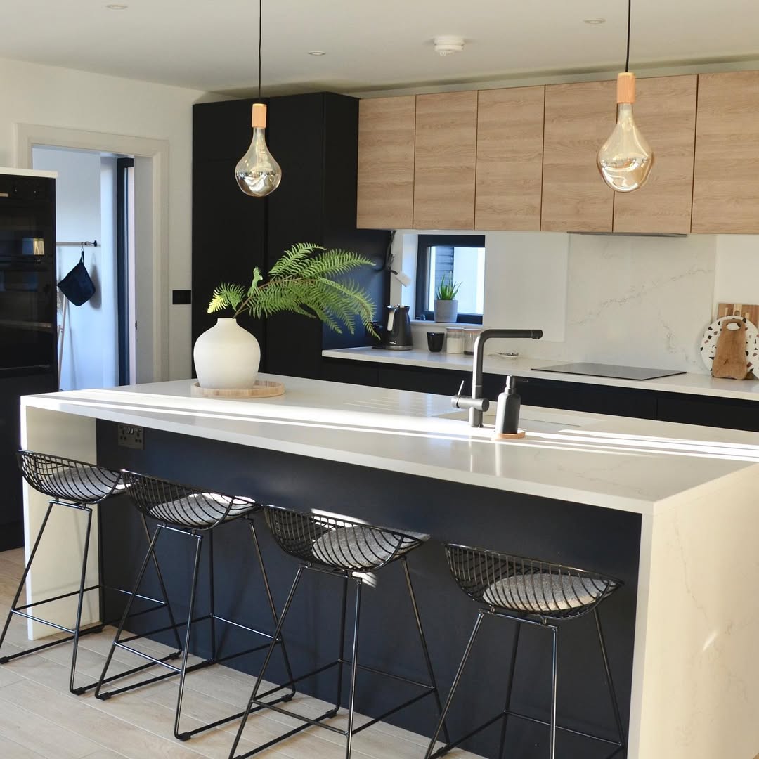 Minimalist Matte Black Kitchen Island with Blonde Wood