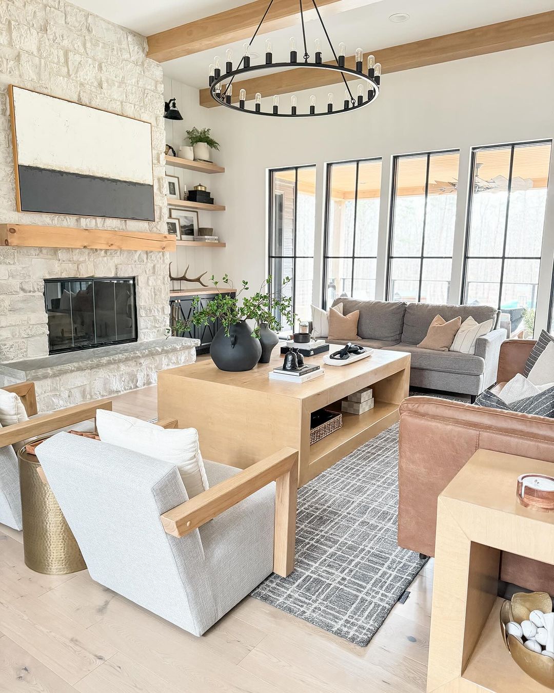 Modern Living with Sunlit Open Rooms