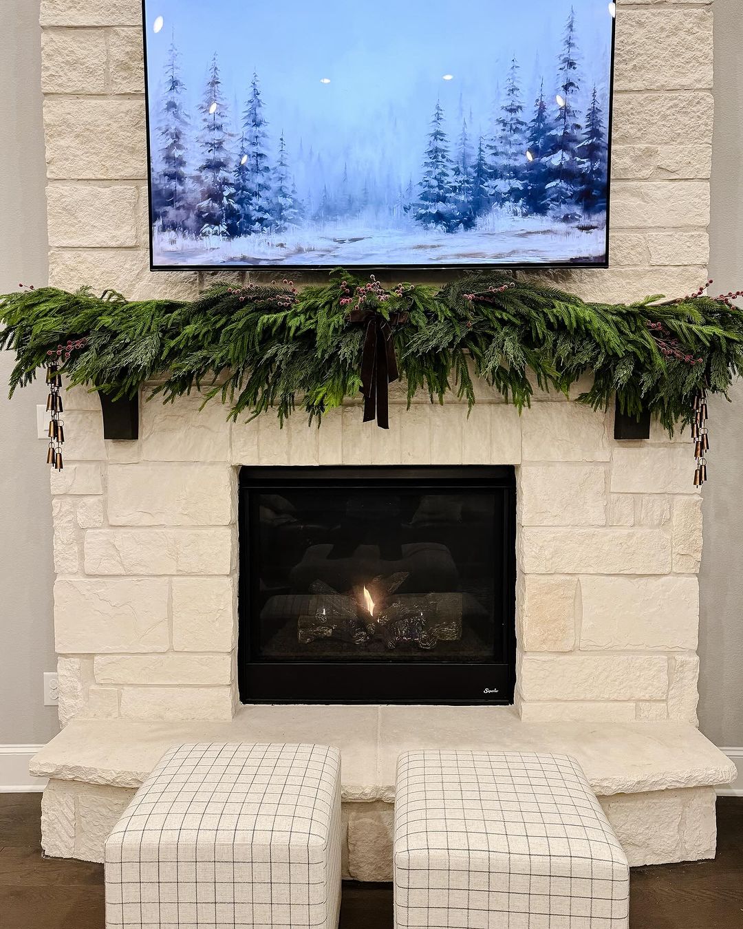 Festive Elegance with a Modern Twist