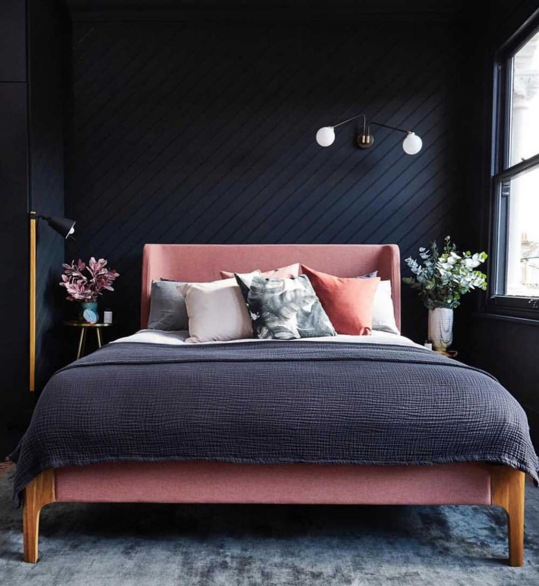 Monochromatic Modernity with Feminine Touch