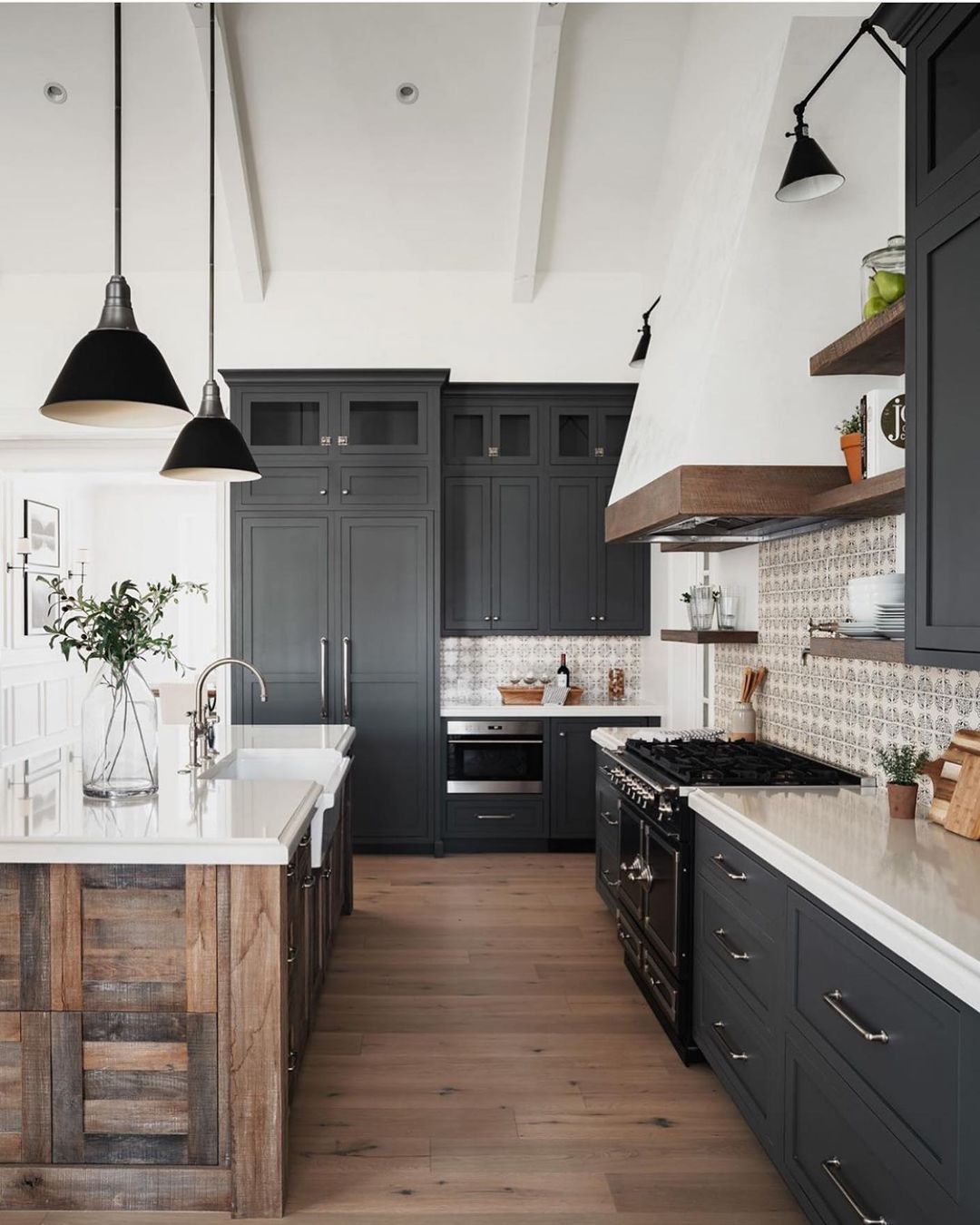 Monochrome Farmhouse Kitchen Design