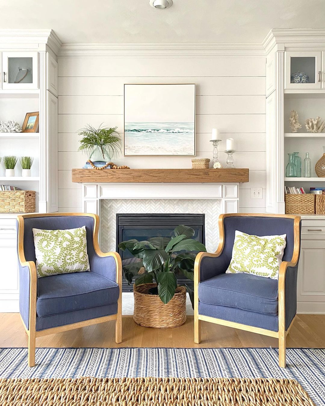 Pair Natural Elements for Coastal Warmth