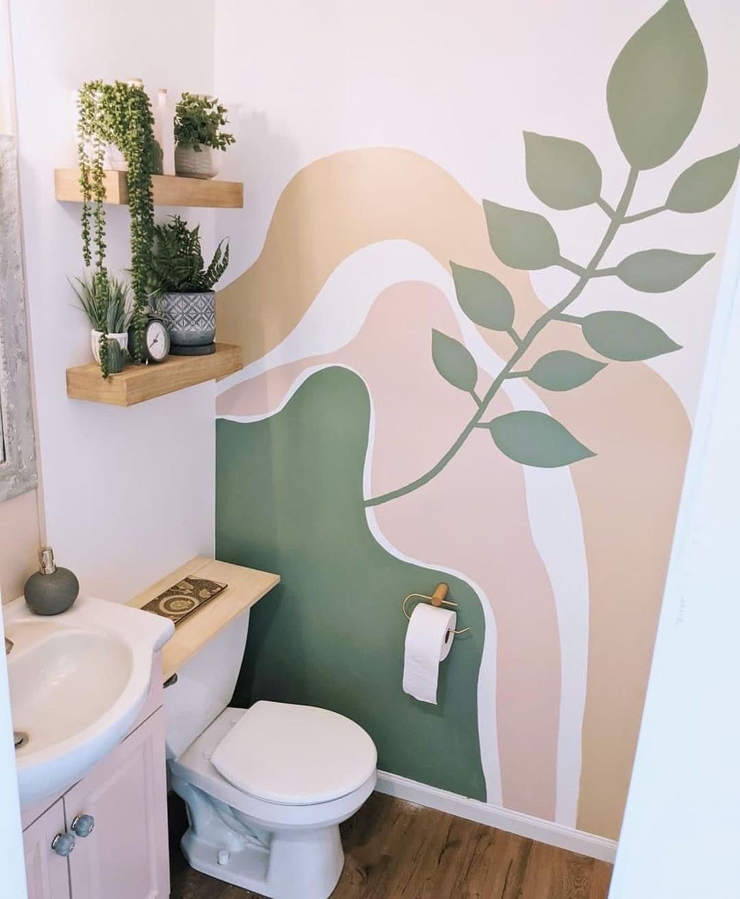 Nature-Inspired Bathroom Wall Pattern