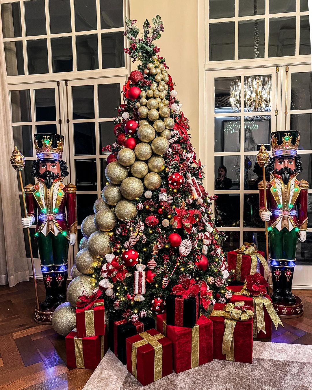 Nutcracker Majesty