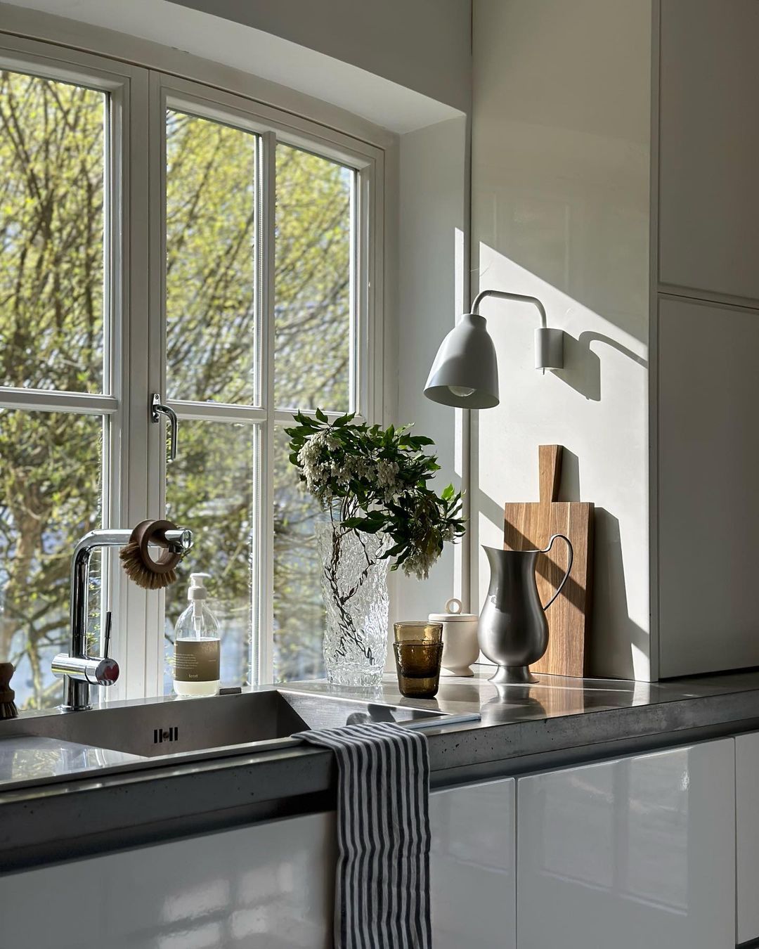 Recessed Kitchen Windows