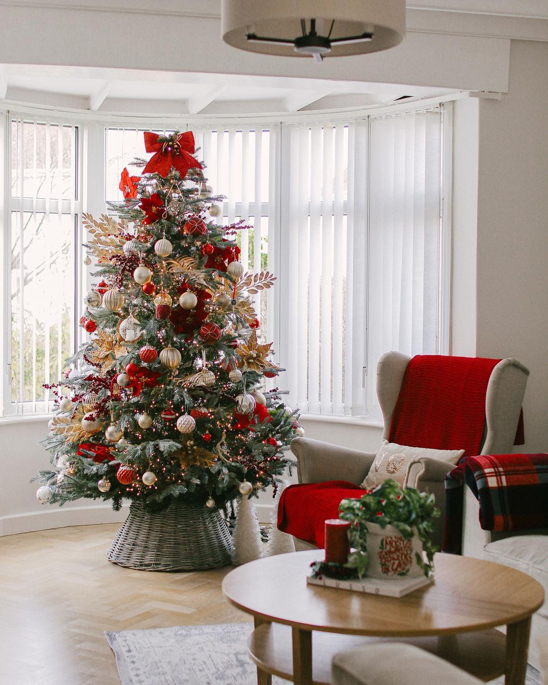 Red and Gold Christmas Setting with Scandinavian Elegance