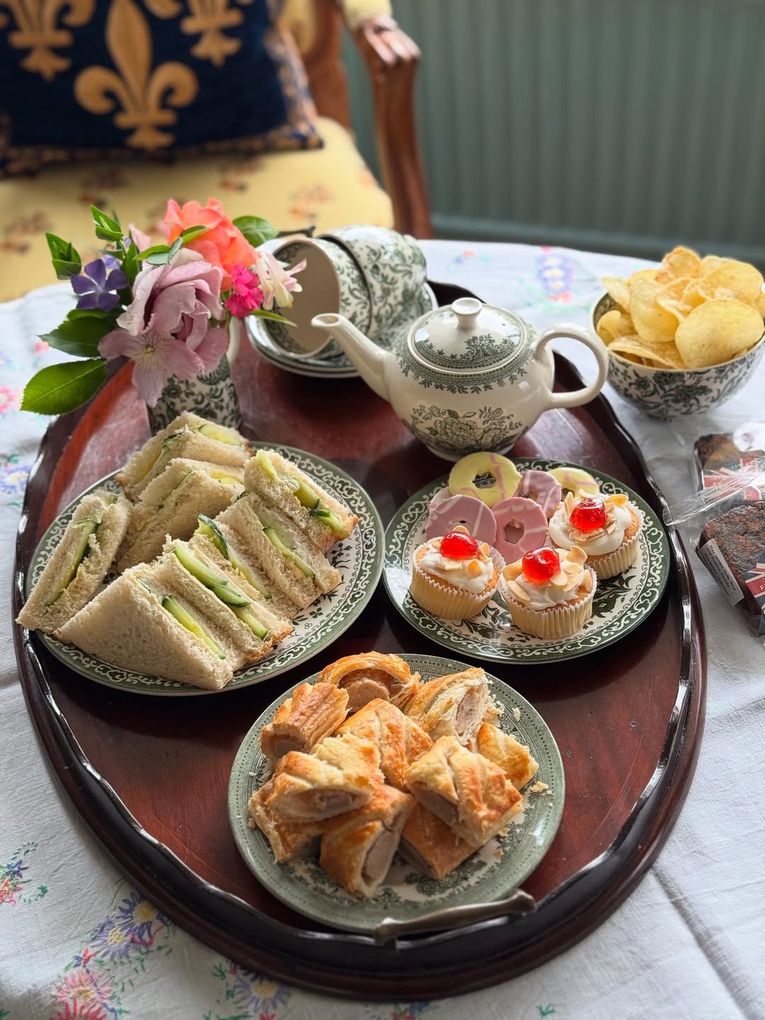 Relaxed Tea Tray