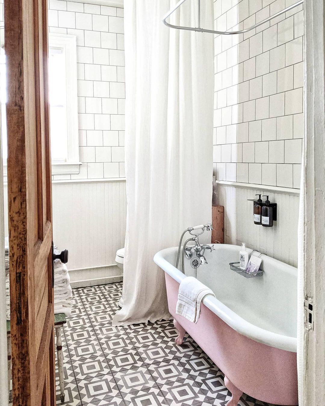 Retro Charm with a Geometric Twist
